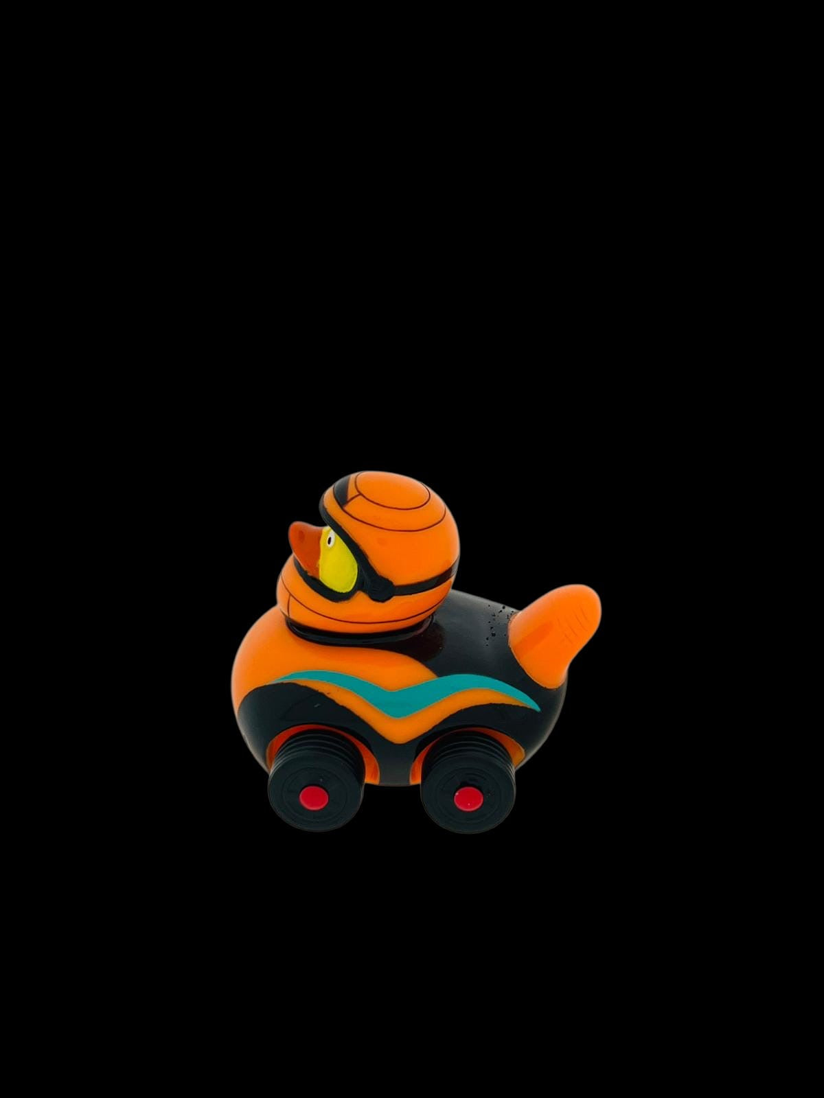 Ducks on wheels moving wheels orange M132087